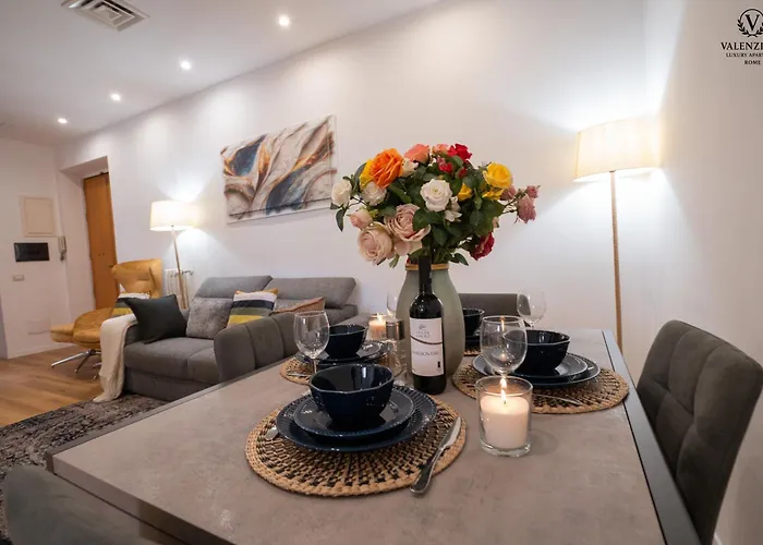 Valenziani Luxury Apartment